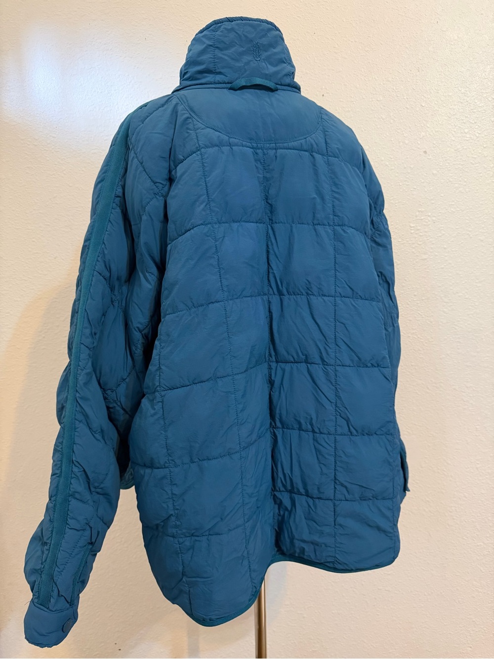 Free People Movement PippaPackable TealBlue Quilted PufferJacket oversized stain - Picture 9 of 16